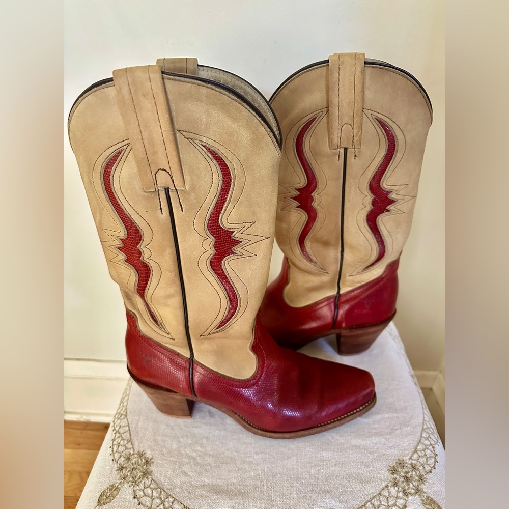 Vintage Frye Red & Tan Lizard 9B Leather Boots